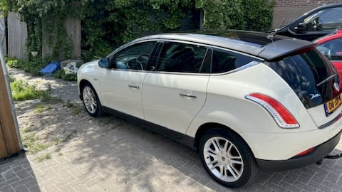 Lancia Delta 1.4 T-Jet 150pk Platino