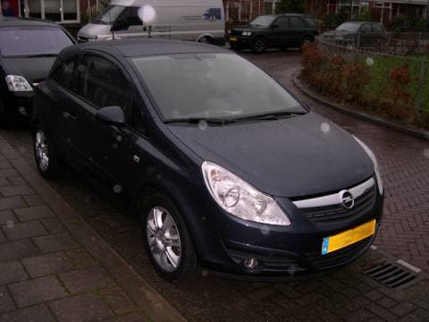 Opel Corsa 1.4-16V Enjoy (2006)