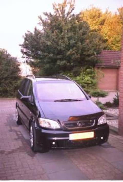 Opel Zafira OPC Turbo 2.0 (2001)