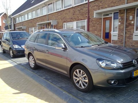 Volkswagen Golf Variant 1.6 TDI 105pk BlueMotion Highline (2010)