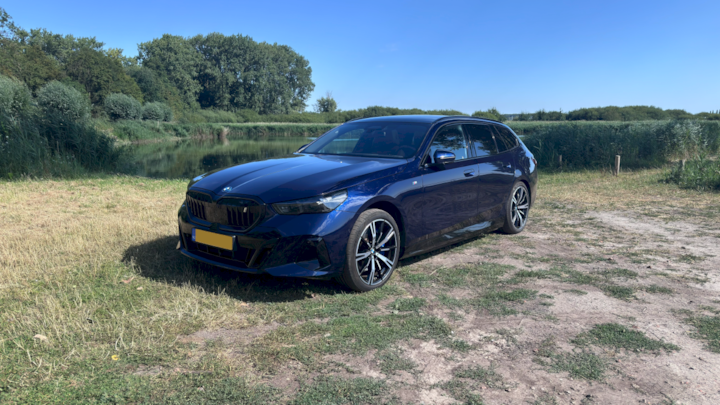 BMW i5 eDrive40 M Sport Edition Touring (2024)