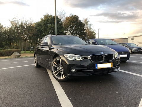 BMW 320i Touring (2015)