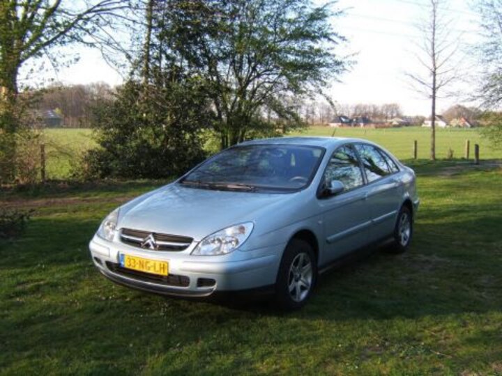 Citroën C5 2.0 16V Différence