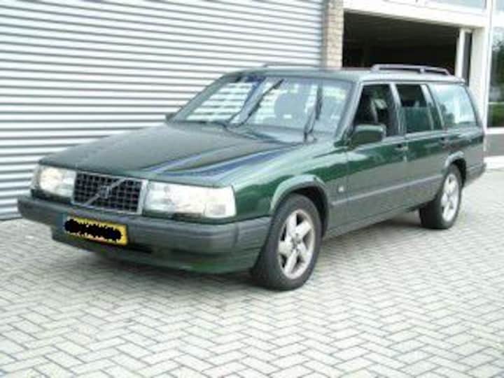 Volvo 940 Estate Polar 2.3 Limited Edition (1998)