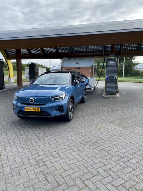 Volvo XC40 Recharge Extended Range Plus (2024)