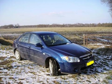 Kia Cerato 1.6 X-treme (2005)
