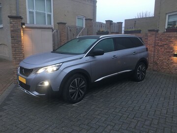 Peugeot 5008 GT-line 1.6 e-THP (2017)