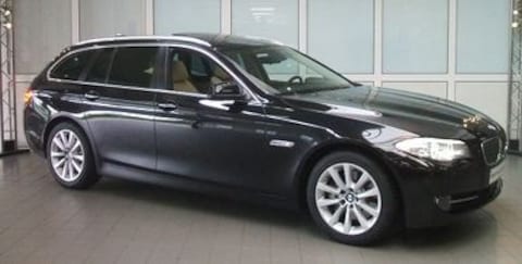 BMW 520d Touring Executive (2011)