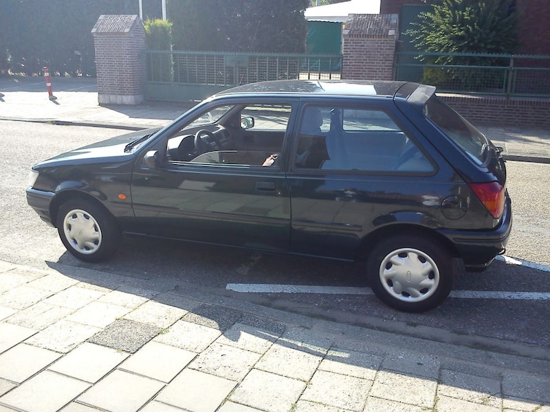 Ford Fiesta (1996)