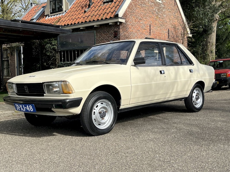 Peugeot 305 GL (1978)