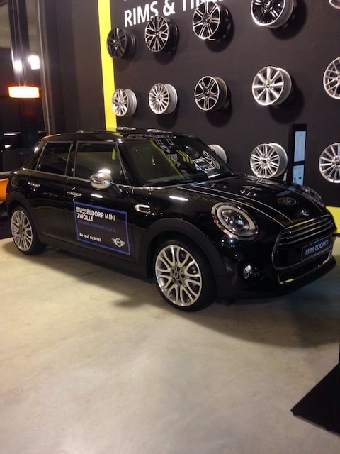 Mini Cooper (2015)