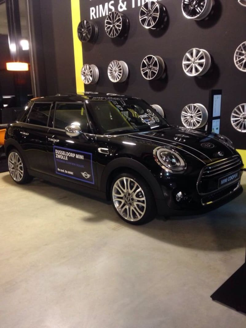 MINI Cooper (2015)
