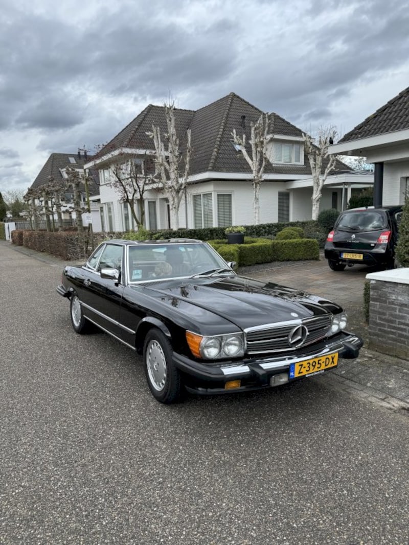 Mercedes-Benz SL (1986)