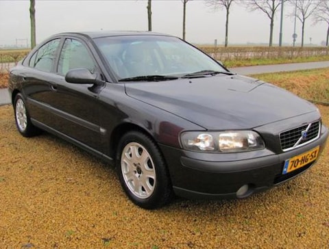 Volvo S60 2.4 140pk (2001)