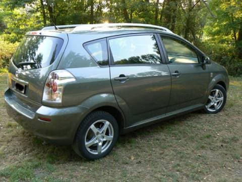 Toyota Corolla Verso 2.0 D-4D Linea Sol (2005)