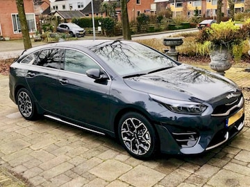 Kia ProCeed 1.5 T-GDi GT-PlusLine (2022)