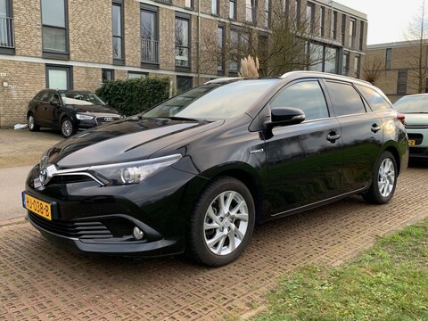Toyota Auris Touring Sports 1.8 Hybrid Dynamic