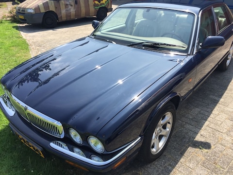 Jaguar Sovereign 3.2 (1999)