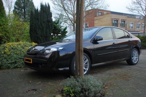 Renault Laguna 2.0 16V T 205 GT (2008)