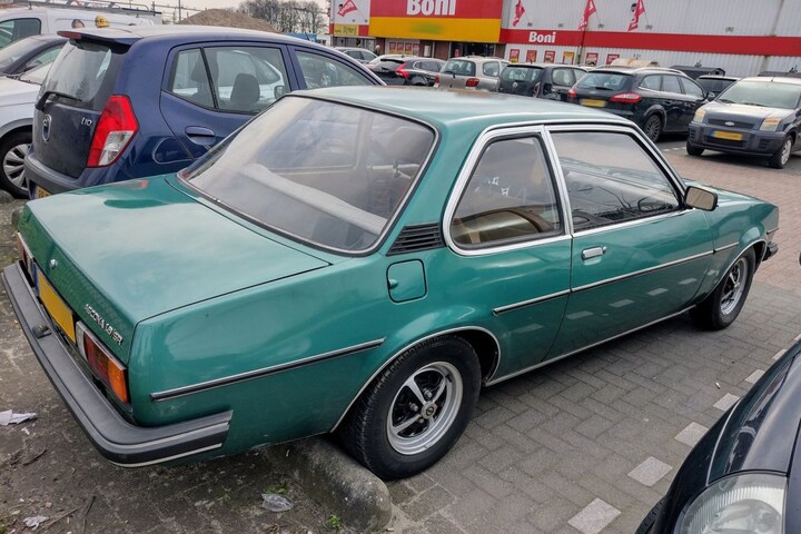 Opel Ascona