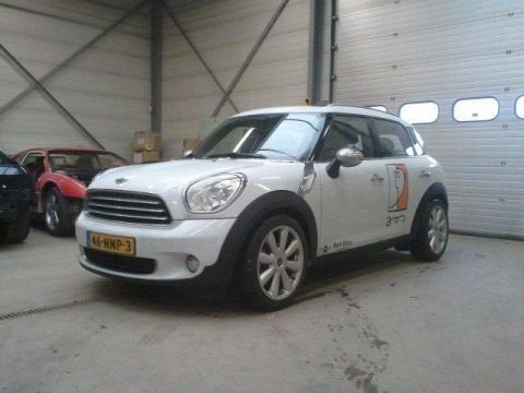 Mini Countryman One (2010)