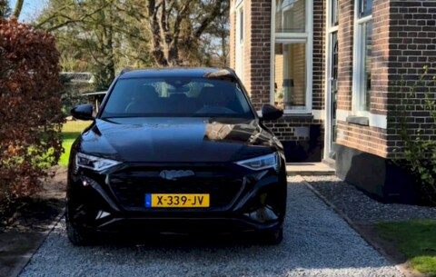 Audi Q8 e-tron (2023)