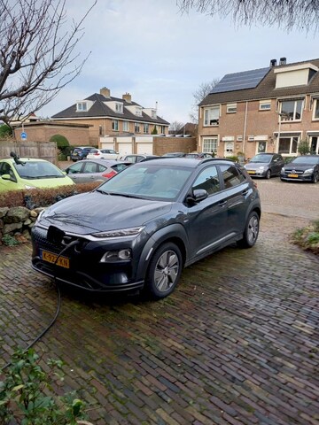 Hyundai Kona Electric 64kWh Premium (2019)