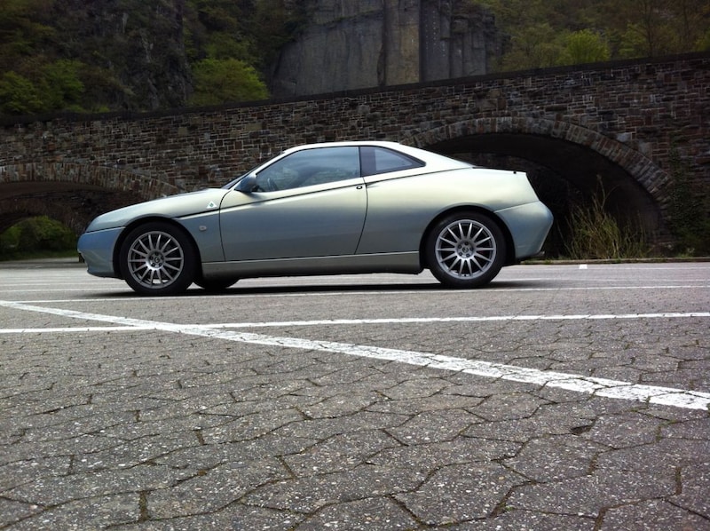 Alfa Romeo GTV 3.0 V6 24V L (1999)