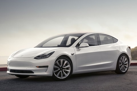 Tesla Model 3 Standard Range Plus (2020)