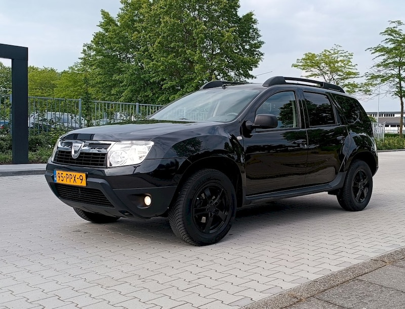Dacia Duster 1.6 16V 4x2 Lauréate (2011)