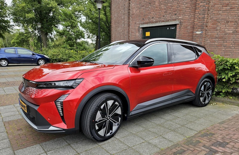 Renault Scénic E-TECH EV87 220pk Techno (2024)