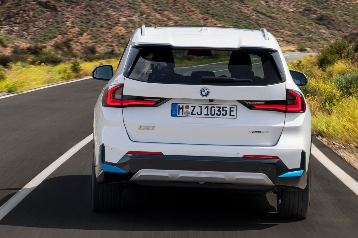 BMW iX1 xDrive30 prijs en specificaties - AutoWeek