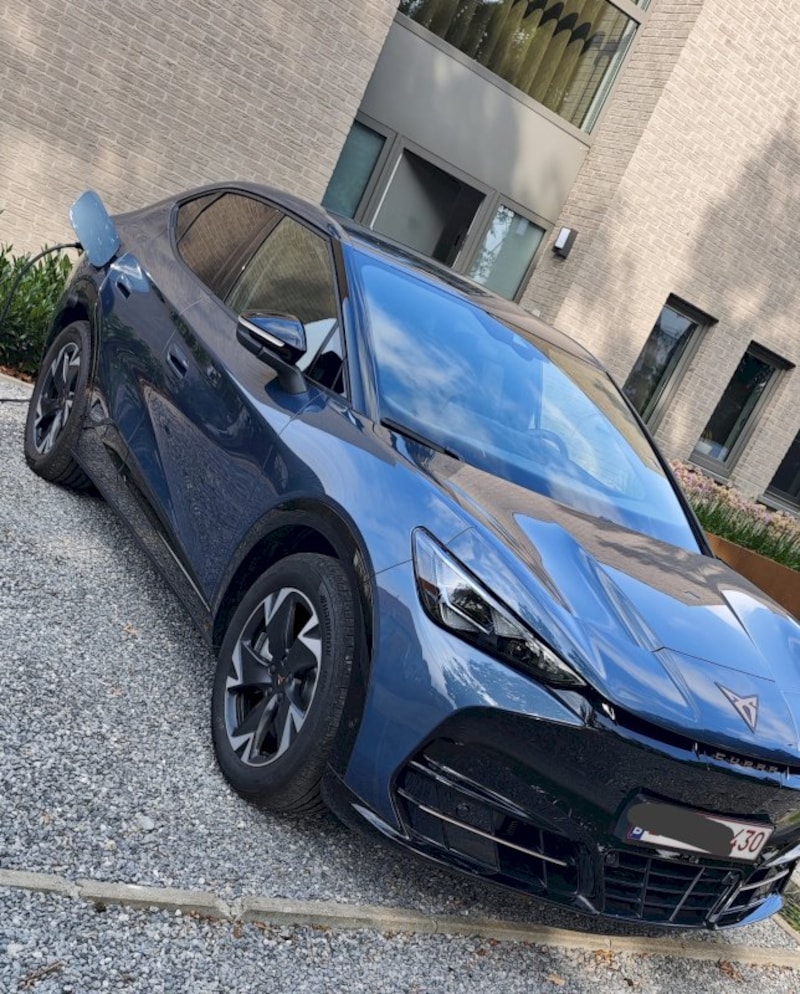 Cupra Tavascan 77kWh 210kW Business (2025)