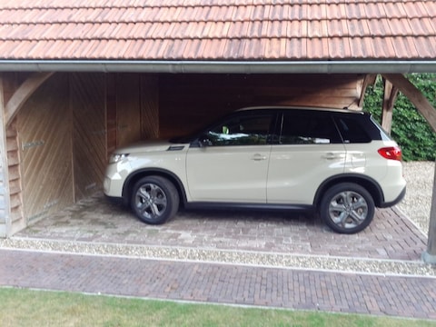 Suzuki Vitara 1.6 Exclusive (2015)