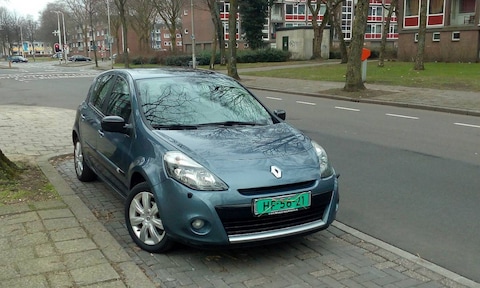 Renault Clio TCE 100 20th Anniversary