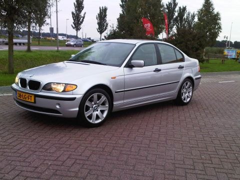 BMW 320d (2002)