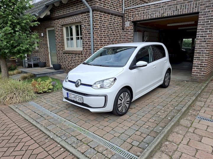Volkswagen e-Up Style (2022)