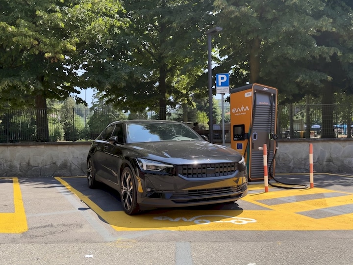 Polestar 2 78kWh Dual Motor Intro (2021)