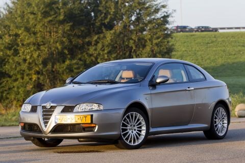 Alfa Romeo GT 2.0 JTS 16V Distinctive
