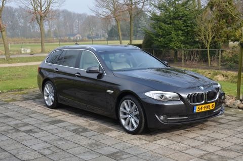 BMW 530d Touring High Executive (2011)