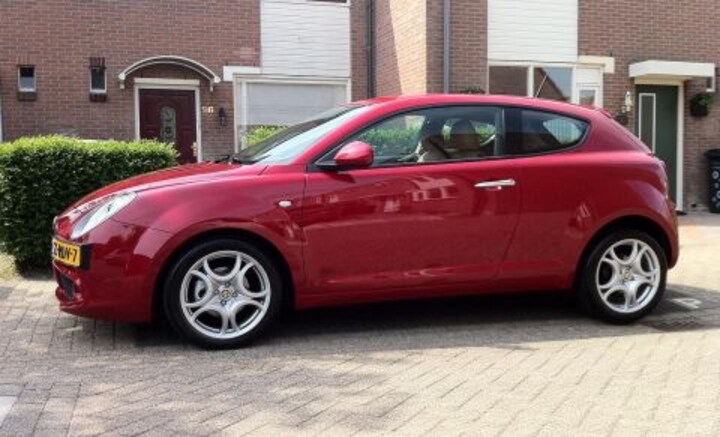 Alfa Romeo MiTo 1.3 JTDm Eco Distinctive (2011)