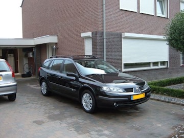 Renault Laguna Grand Tour 2.0 16V Tech Road (2005)