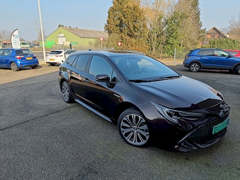 Toyota Corolla Touring Sports 1.8 Hybrid Style (2019)