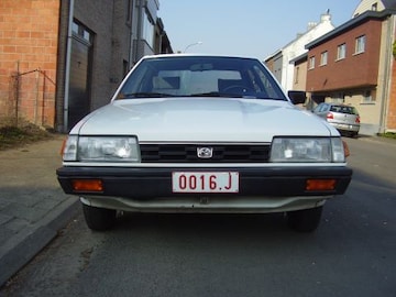 Subaru  Leone 1.6 DL (1986)