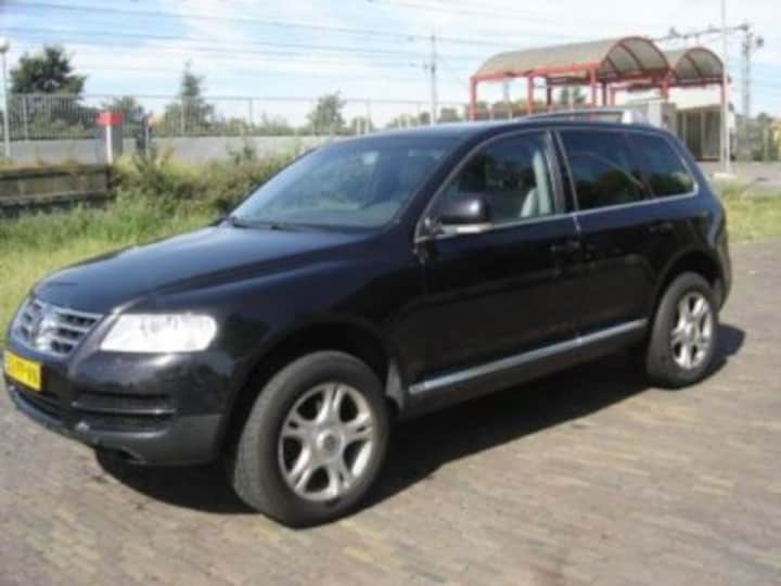Volkswagen Touareg 2.5 TDI (2004)