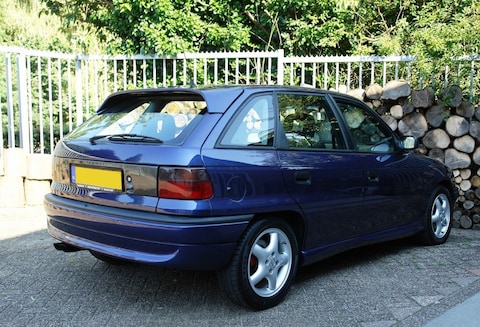 Opel Astra 2.0 GSi 16V