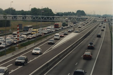 De carpoolstrook was een tot mislukken gedoemd verkeersgedrocht