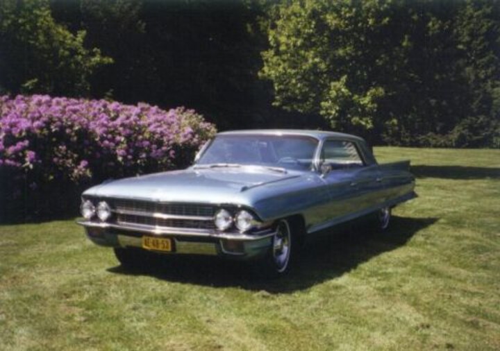 Cadillac  Sedan de Ville