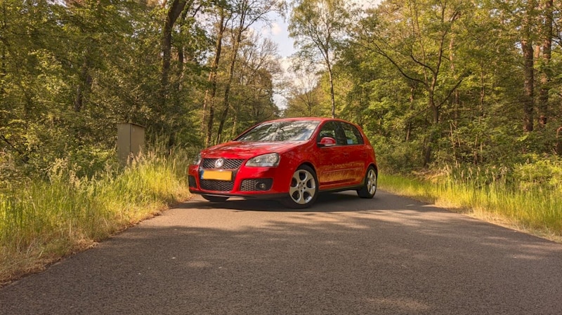 Volkswagen Golf 2.0 16V FSI Turbo GTI (2006)