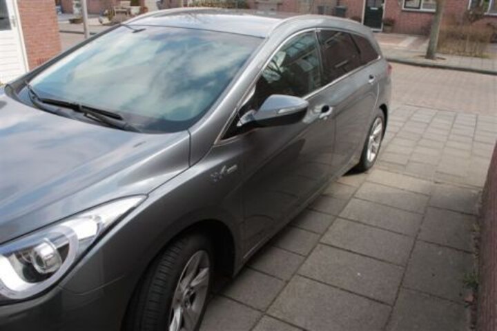 Hyundai i40 CW 1.7 CRDi Blue Business Edition (2011)